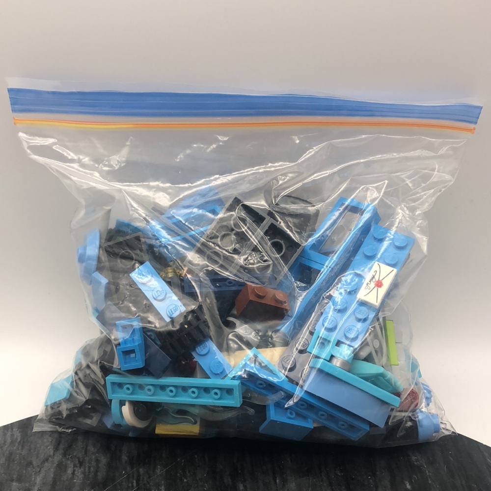 LEGO - Picture 7 of 14